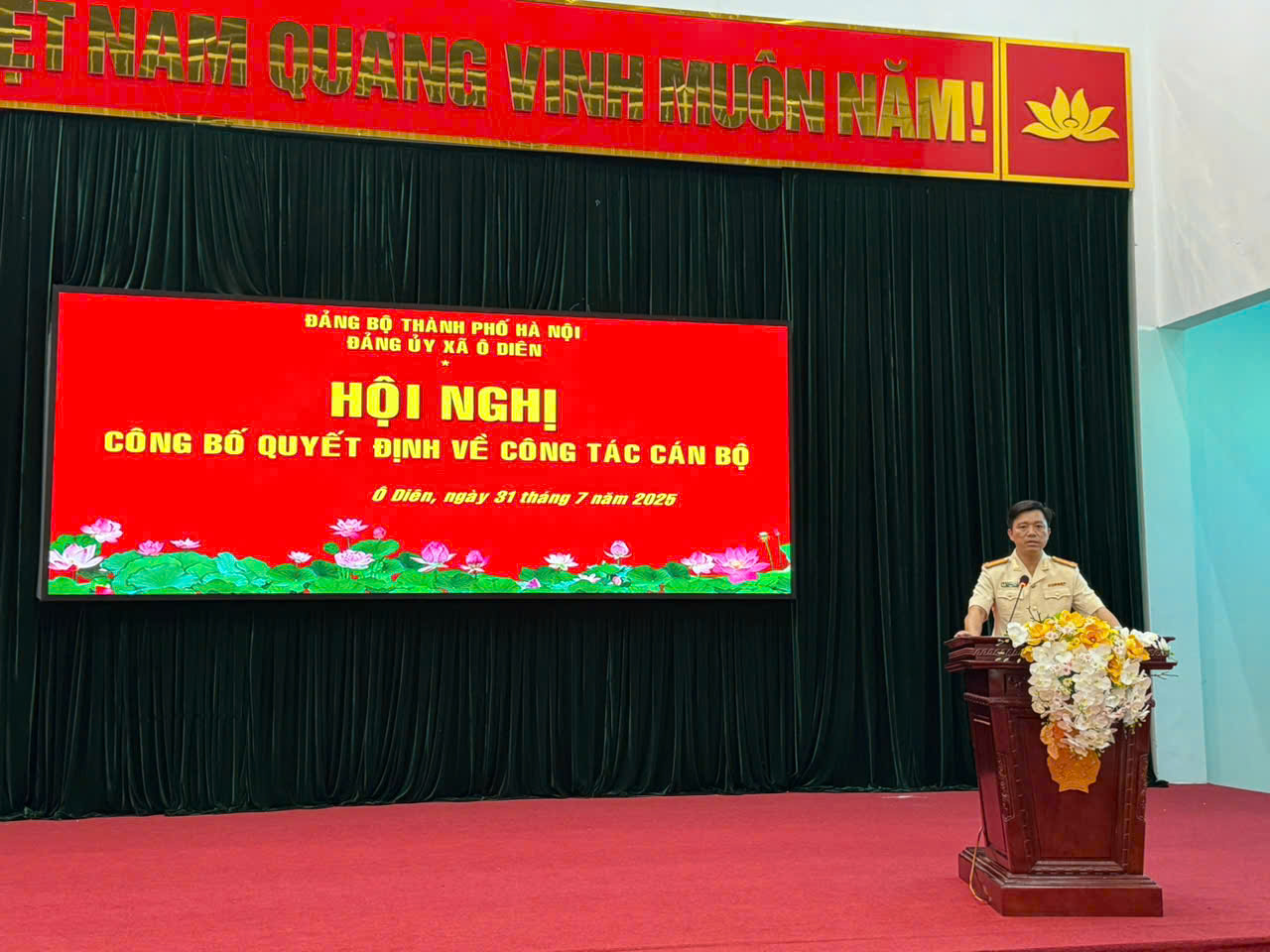 C:\Users\Techsi.vn\Downloads\z6859957957617_94309bb1a97432b098eb286816a5c51e.jpg