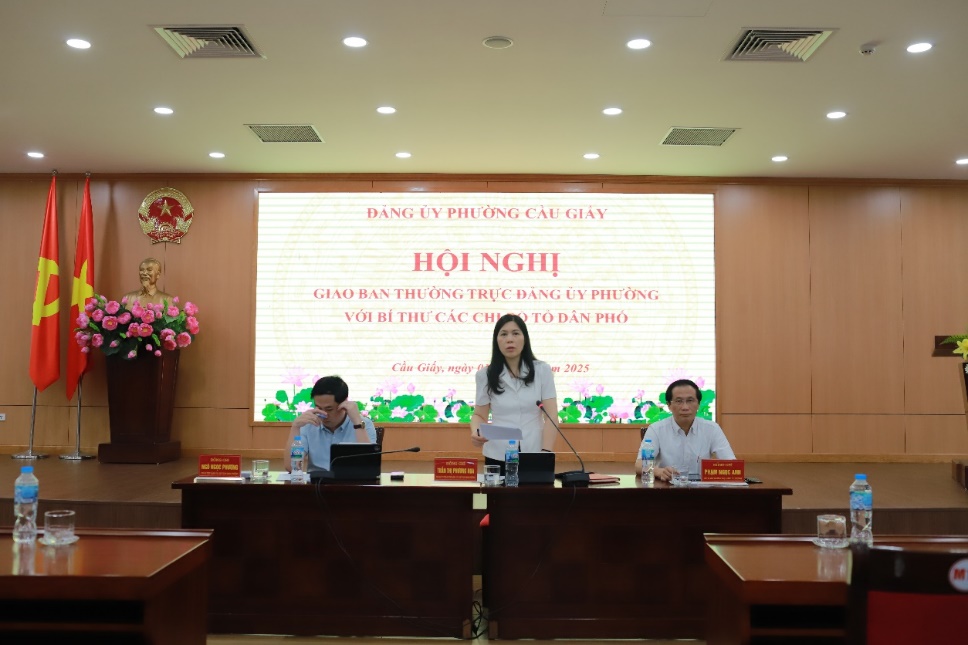 D:\HN 1.8 giao ban BTCB dân cư\New folder\IMG_0324.JPG