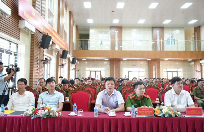 Xã Hạ Bằng- Trọng thể Lễ kỷ niệm 80 năm Ngày truyền thống Công an Nhân dân Việt Nam- Ảnh 4.