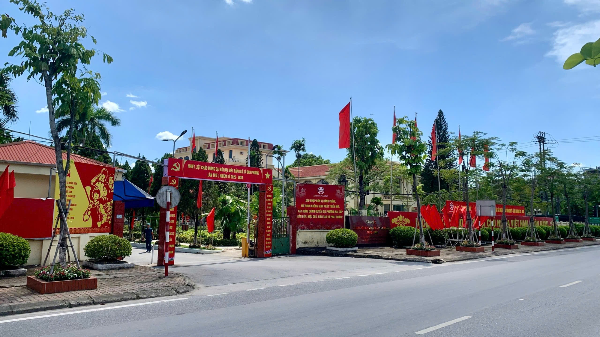 Đại hội đại biểu Đảng bộ xã Đan Phượng lần thứ I, nhiệm kỳ 2025-2030 diễn ra thành công tốt đẹp- Ảnh 8.