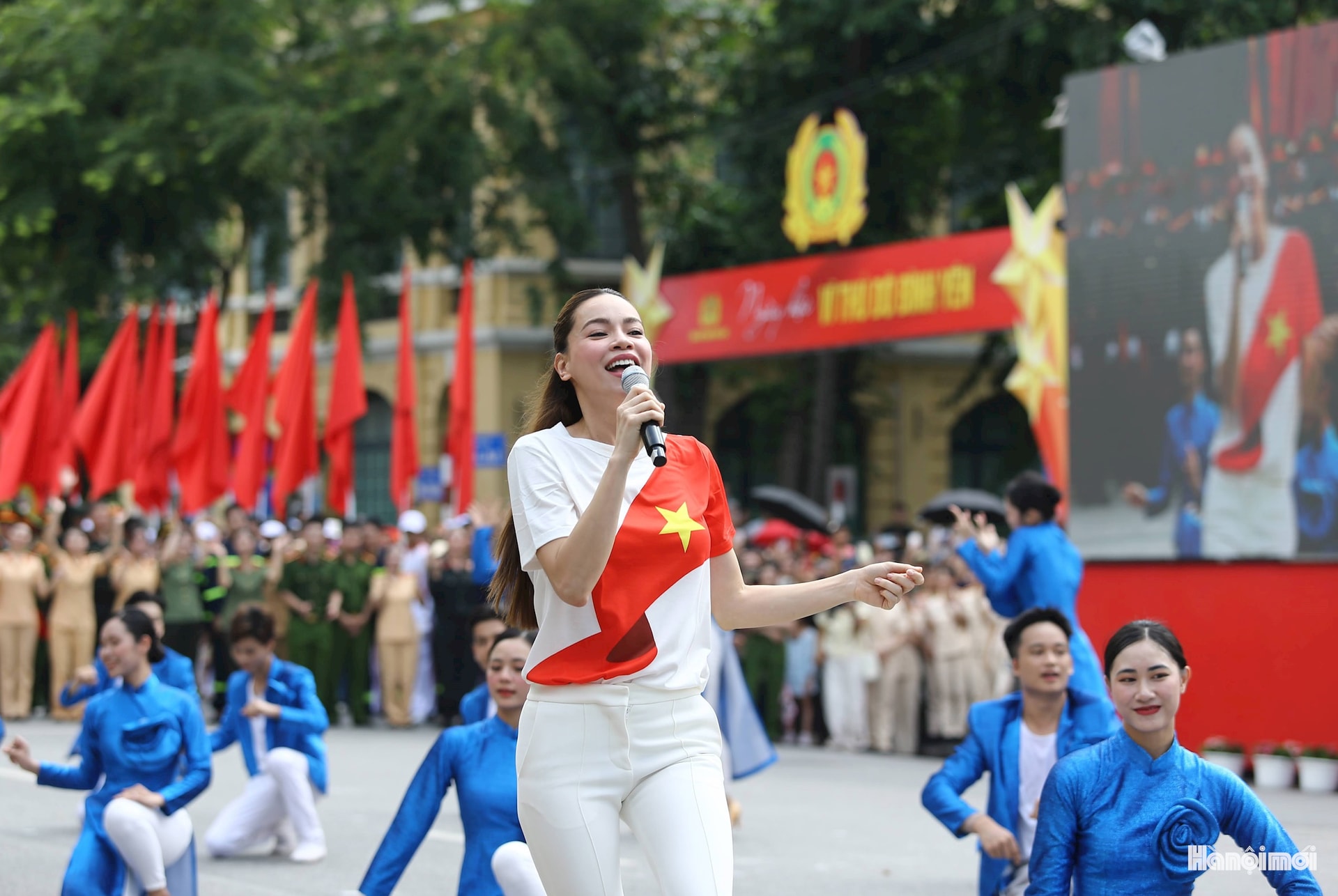 Lan tỏa tình yêu Tổ quốc qua "Ngày hội vì Thủ đô bình yên"- Ảnh 13.