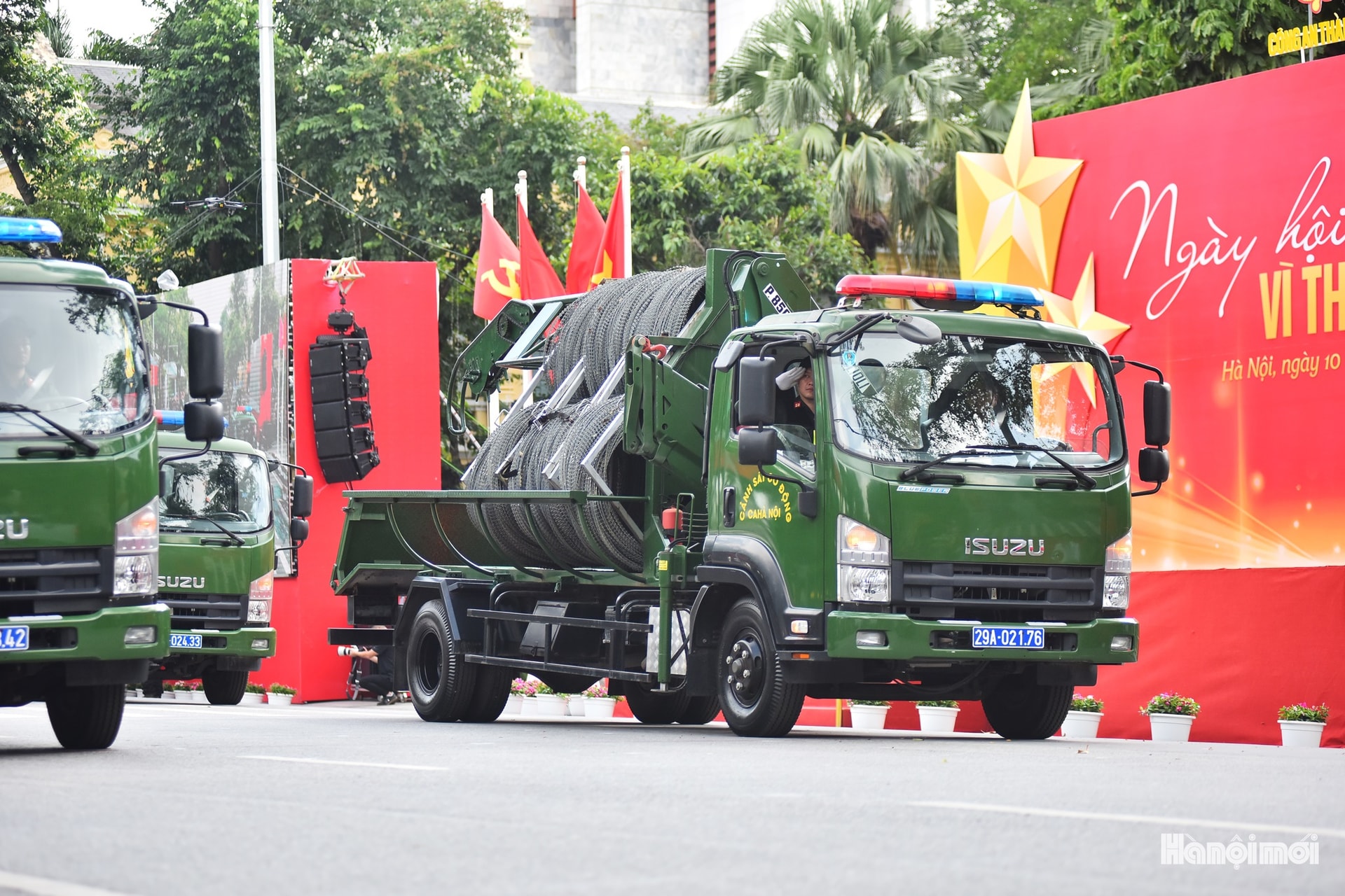 Chiêm ngưỡng dàn khí tài hùng hậu của Công an Thủ đô- Ảnh 8.