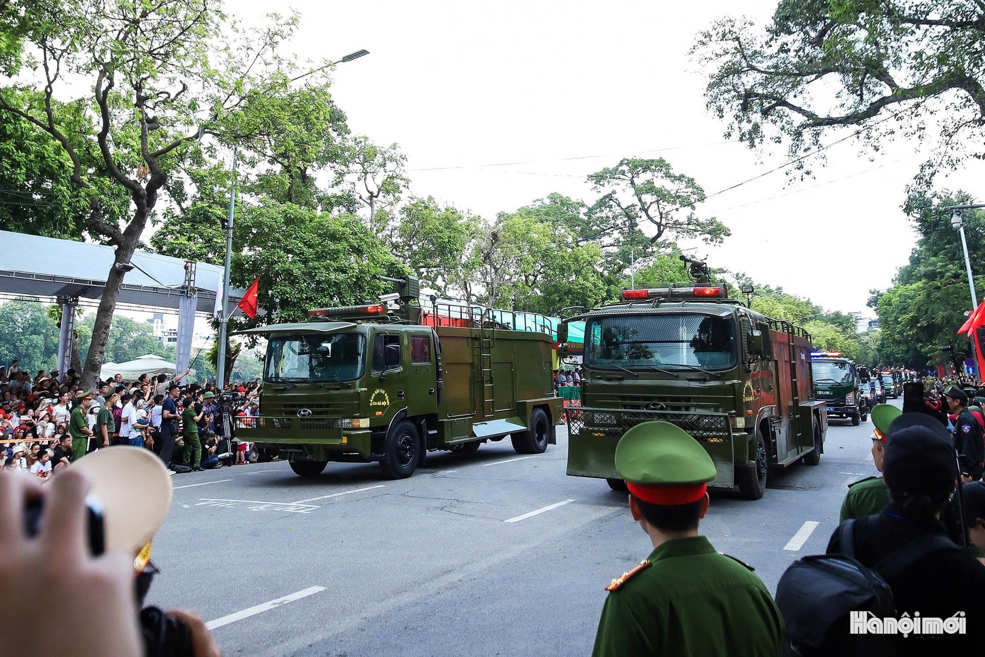 Chiêm ngưỡng dàn khí tài hùng hậu của Công an Thủ đô- Ảnh 9.