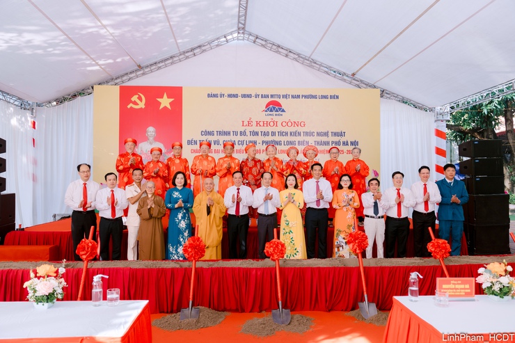 Long Biên khởi công dự án tu bổ, tôn tạo di tích đền Trấn Vũ chào mừng Đại hội đại biểu Đảng bộ phường lần thứ I- Ảnh 6.