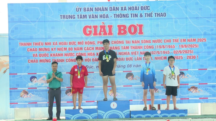 Sôi nổi Giải bơi hè 2025 tại Trung tâm Văn hoá-Thông tin & Thể thao Hoài Đức- Ảnh 11.