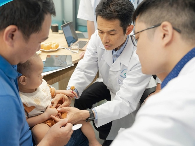 Bệnh viện Nhi Hà Nội tiếp tục phát triển kỹ thuật mới, kỹ thuật chuyên sâu nâng cao chất lượng khám chữa bệnh- Ảnh 2.