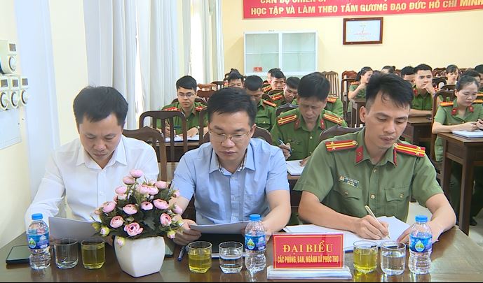 Công an xã Phúc Thọ đánh giá kết quả 01 tháng hoạt động; phát động ra quân cao điểm tấn công trấn áp tội phạm nhân dịp kỷ niệm các ngày lễ lớn- Ảnh 3.
