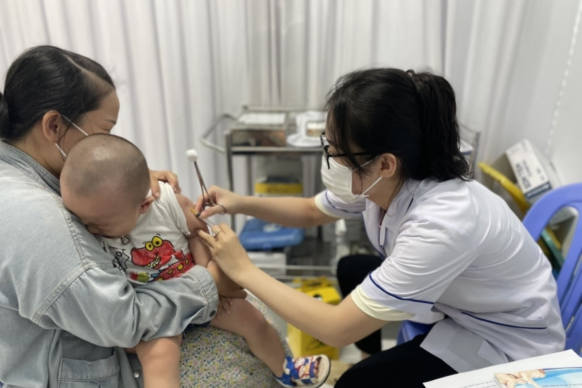 Hoài Đức tăng cường phòng chống dịch bệnh đợt cao điểm phục vụ các ngày lễ lớn- Ảnh 3.