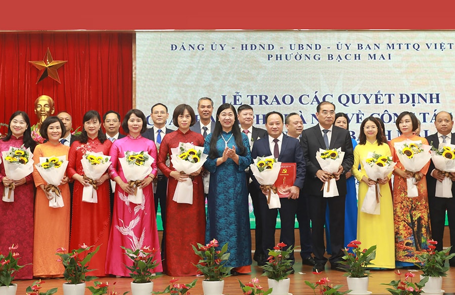 Đại hội đại biểu Đảng bộ phường Bạch Mai lần thứ I, nhiệm kỳ 2025-2030:Xây dựng phường Bạch Mai phát triển giàu đẹp, văn minh, hiện đại- Ảnh 1.