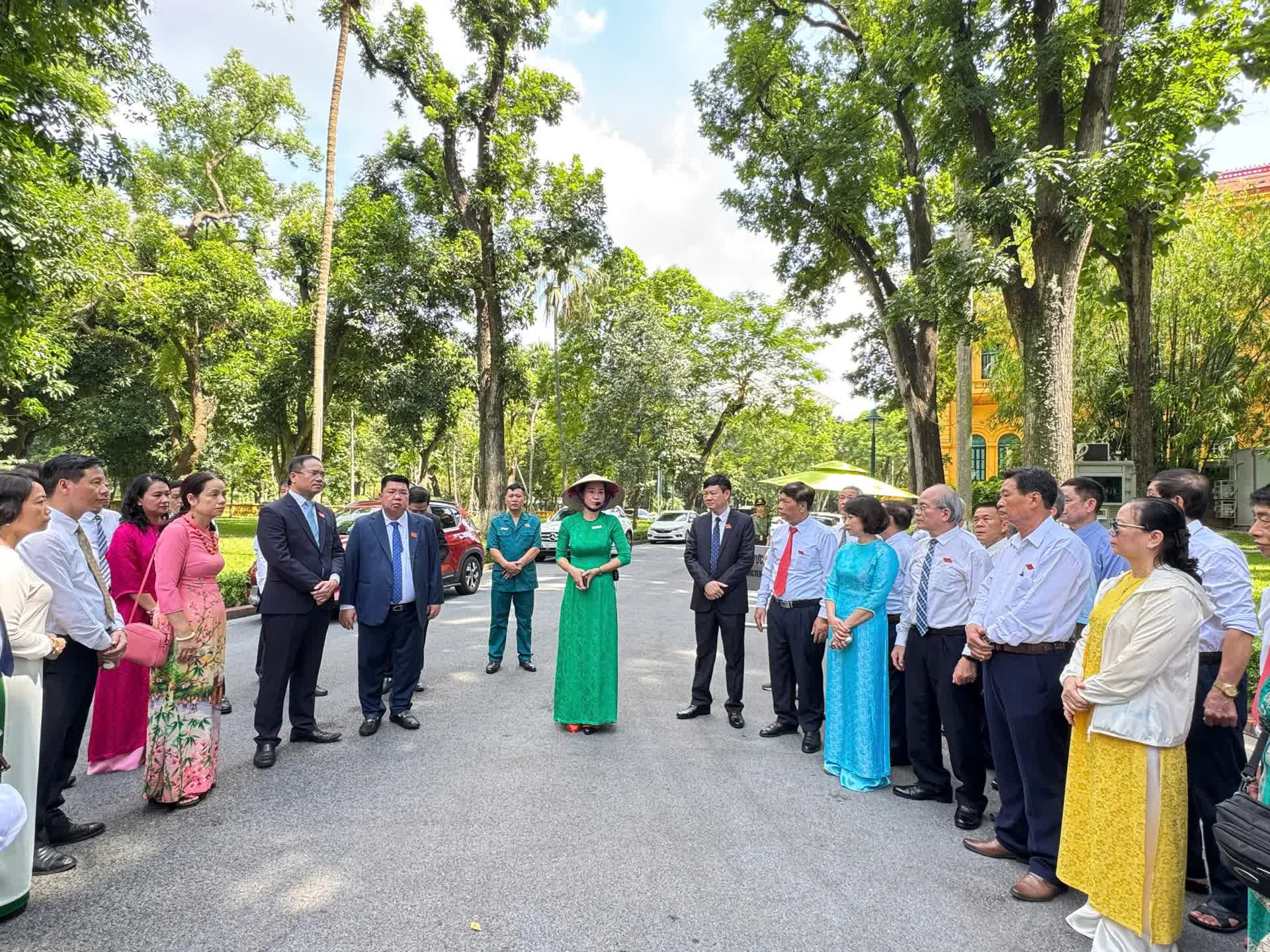 225 đại biểu tham dự Đại hội đại biểu Đảng bộ phường Đống Đa lần thứ I- Ảnh 2.