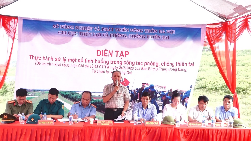 Quảng Oai chủ động diễn tập ứng phó thiên tai, bảo vệ an toàn đê điều- Ảnh 2.