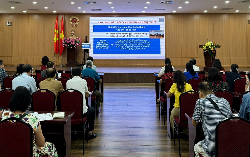 C:\Users\Admin\Desktop\z6902665120932_04b2f0ec6310fe5be828f57ea9fc0336#.jpg