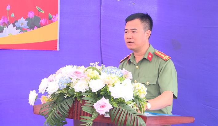 Lễ Khánh thành và bàn giao Nhà tình nghĩa cho thân nhân liệt sỹ Phùng Văn Diện tại xã Phúc Lộc- Ảnh 1.