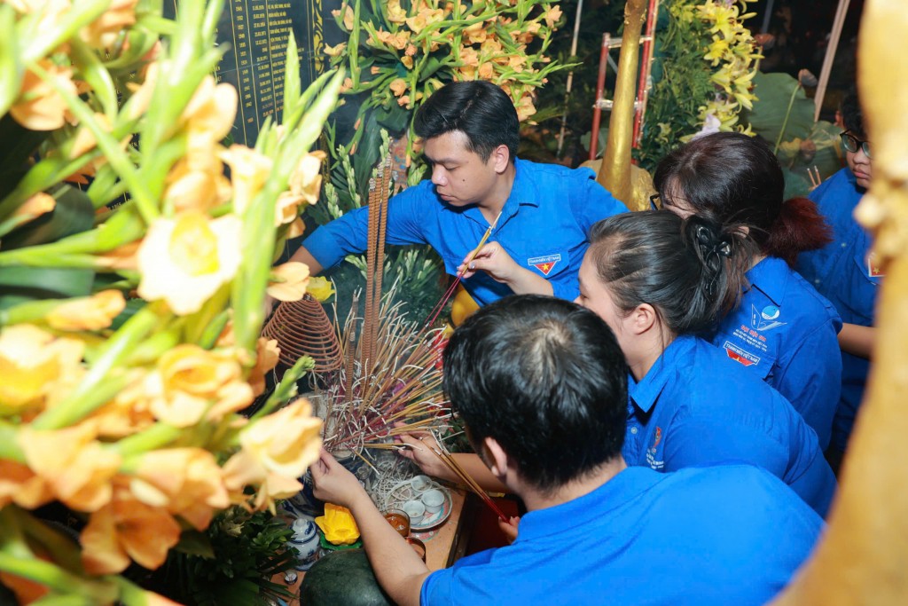 Tuổi trẻ phường Đống Đa tri ân các gia đình chính sách- Ảnh 3.