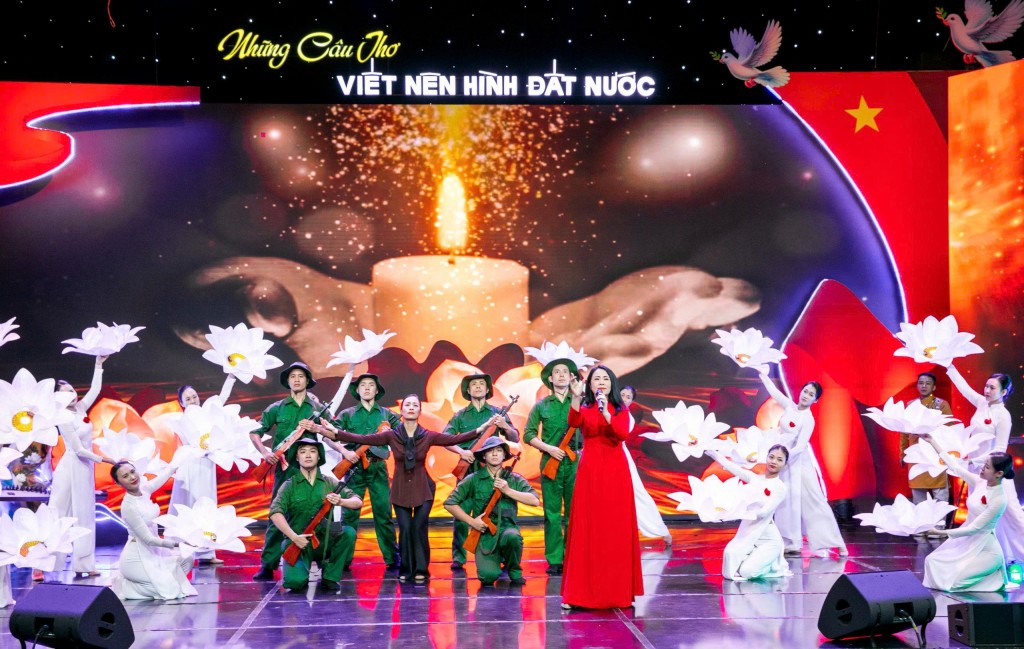 Lưu giữ ký ức dân tộc, truyền ngọn lửa yêu nước và khát vọng hòa bình- Ảnh 3.