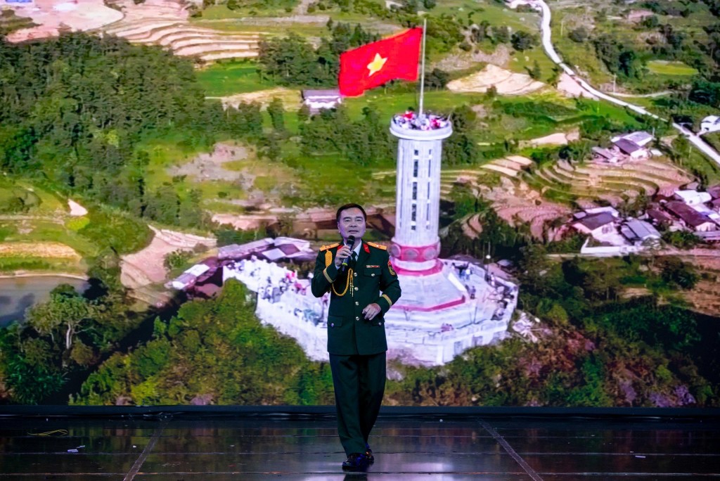Lưu giữ ký ức dân tộc, truyền ngọn lửa yêu nước và khát vọng hòa bình- Ảnh 2.