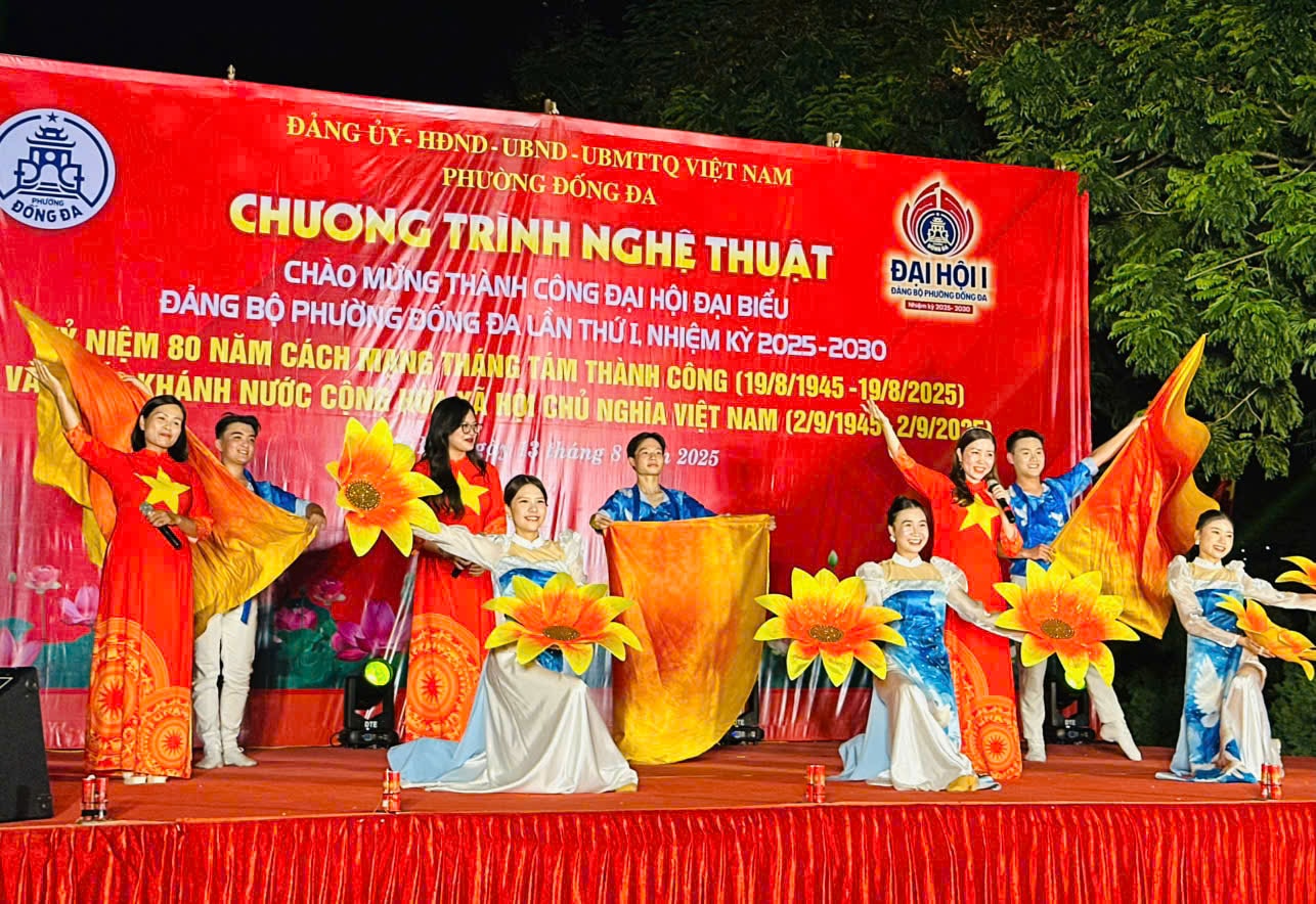 Đống Đa - Tỏa sáng, vươn xa, vững bước trong kỷ nguyên mới- Ảnh 4.
