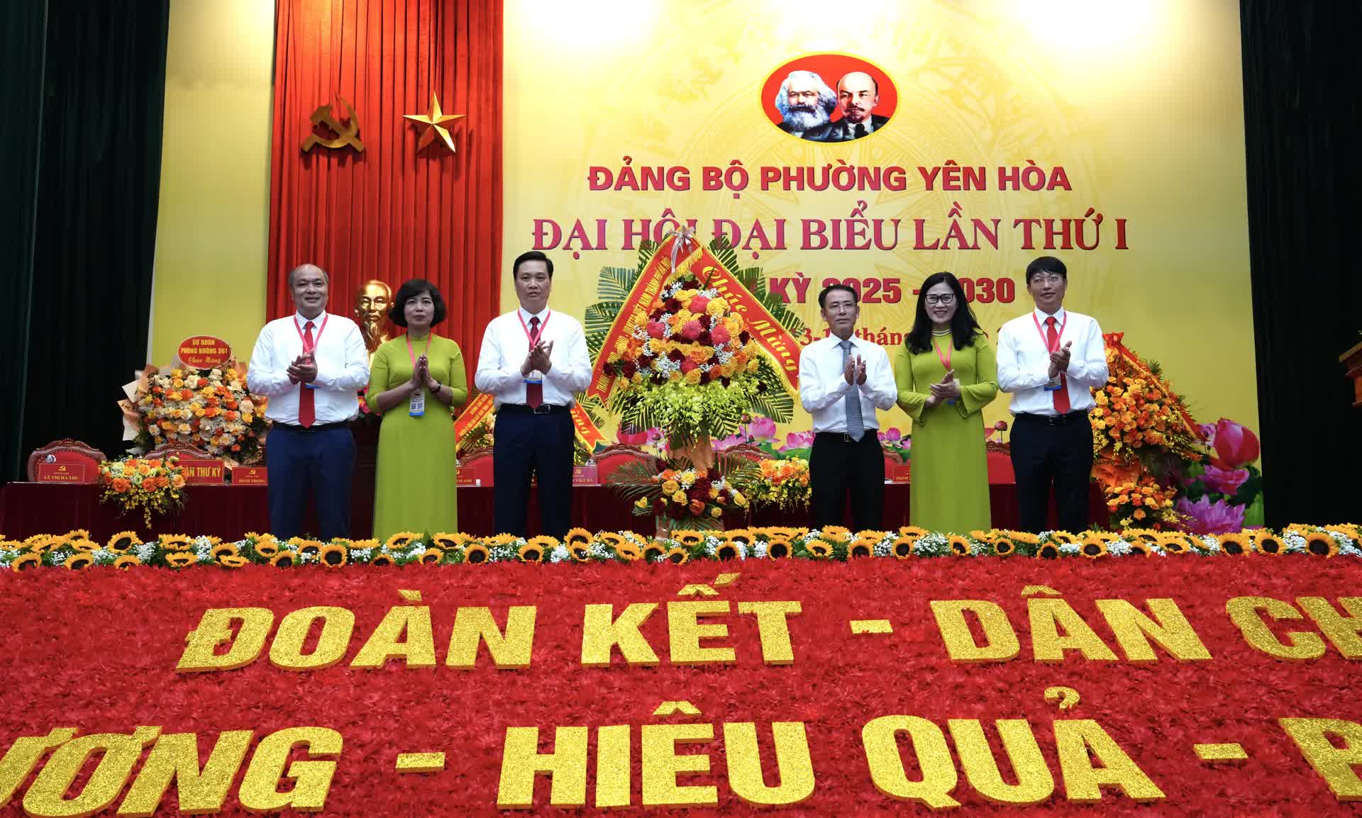 Phát huy sức mạnh của cả hệ thống chính trị, quyết tâm xây dựng phường Yên Hòa phát triển nhanh, bền vững vì hạnh phúc của Nhân dân- Ảnh 5.