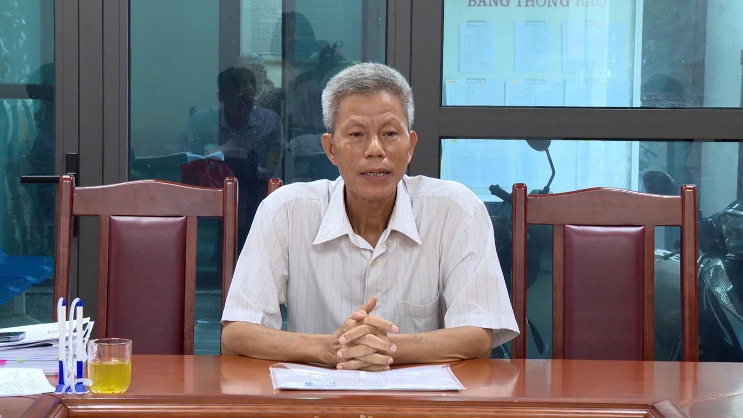 Đồng chí Nguyễn Hoàng Trường-Bí thư Đảng ủy, Chủ tịch HĐND xã tiếp công dân định kỳ tháng 8 năm 2025- Ảnh 2.