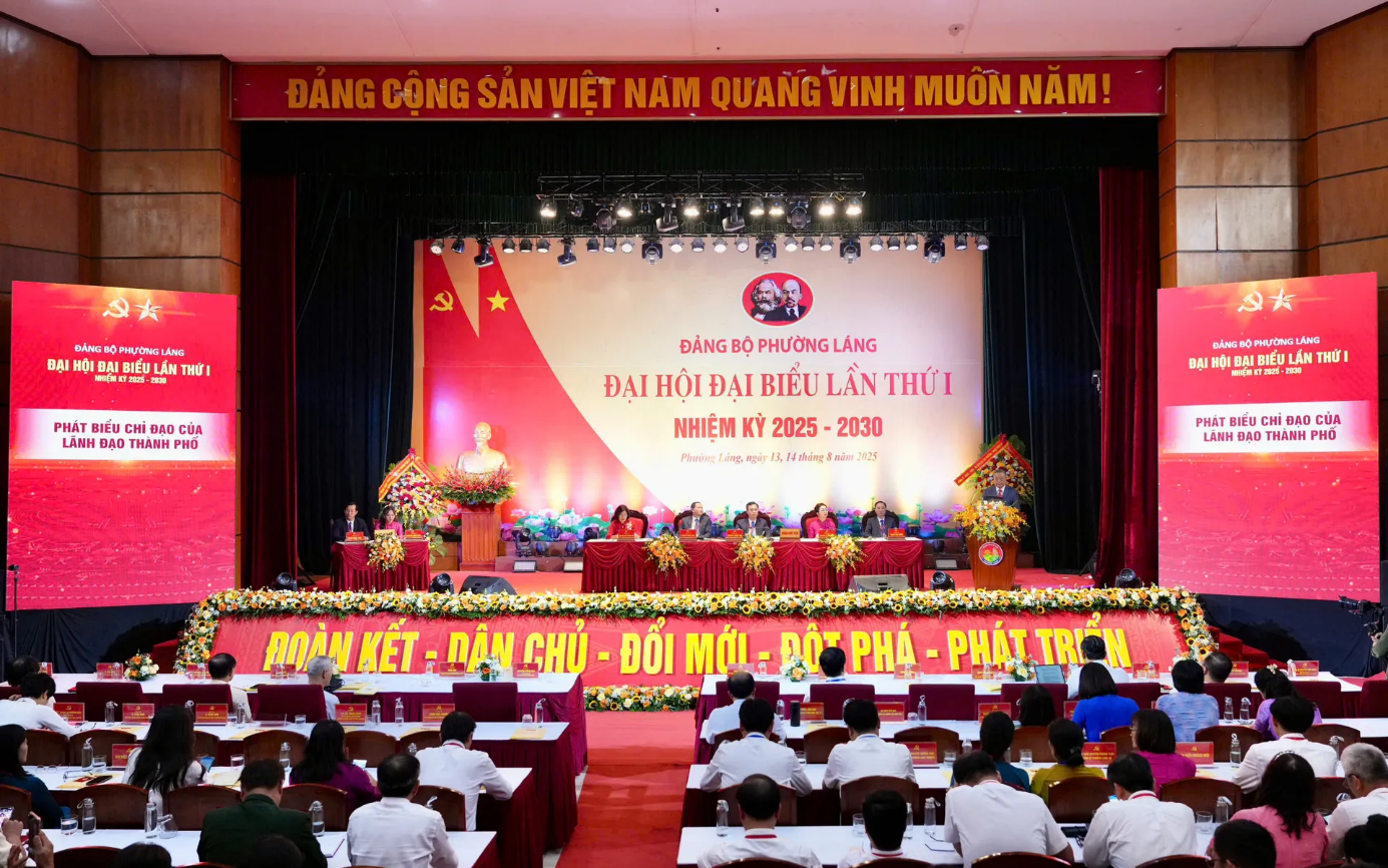 CHÙM ẢNH BÊN LỀ ĐẠI HỘI ĐẠI BIỂU ĐẢNG BỘ PHƯỜNG LÁNG LẦN THỨ I, NHIỆM KỲ 2025 – 2030