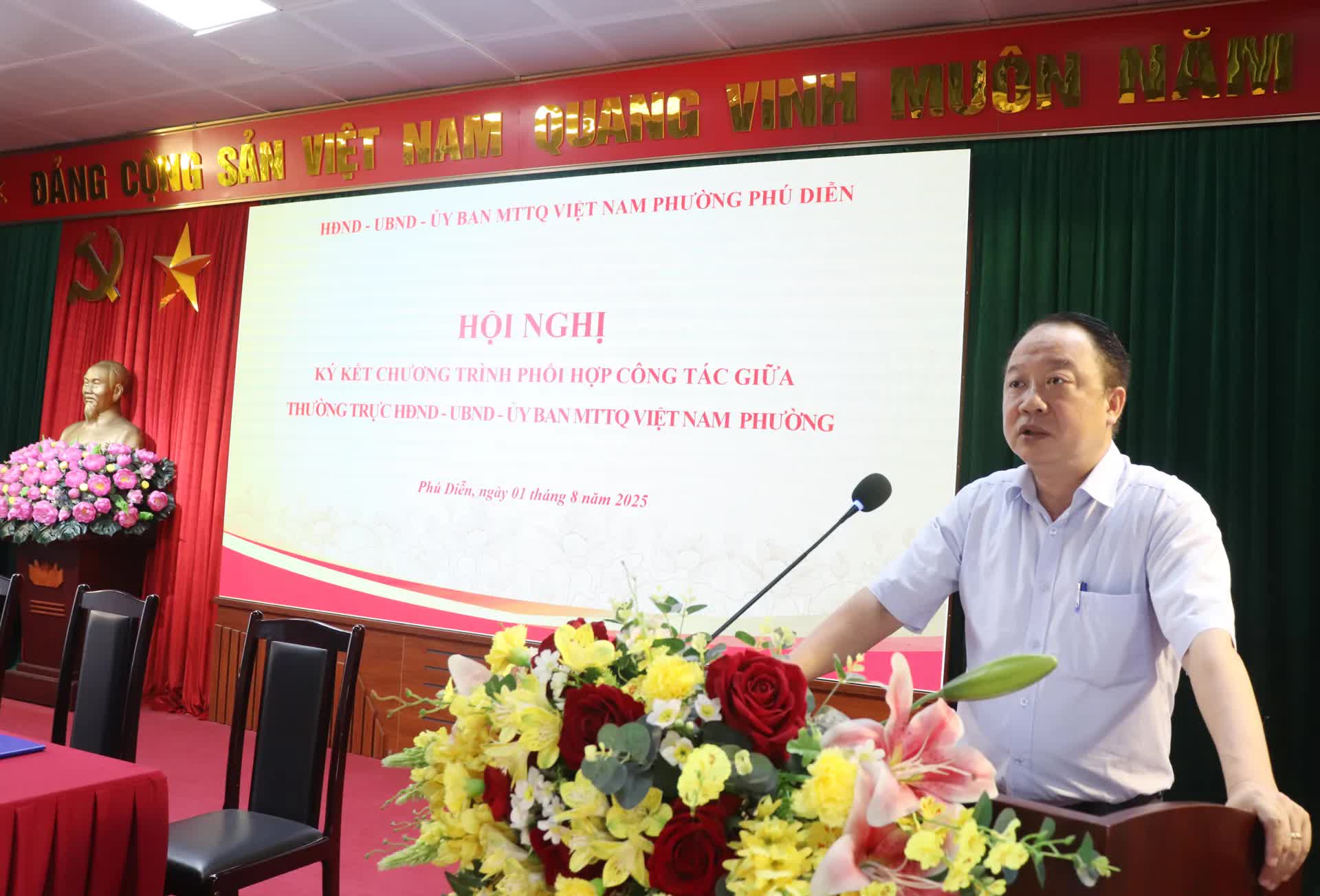 Sức mạnh đồng thuận tại phường Phú Diễn qua lễ ký kết chương trình công tác- Ảnh 2.