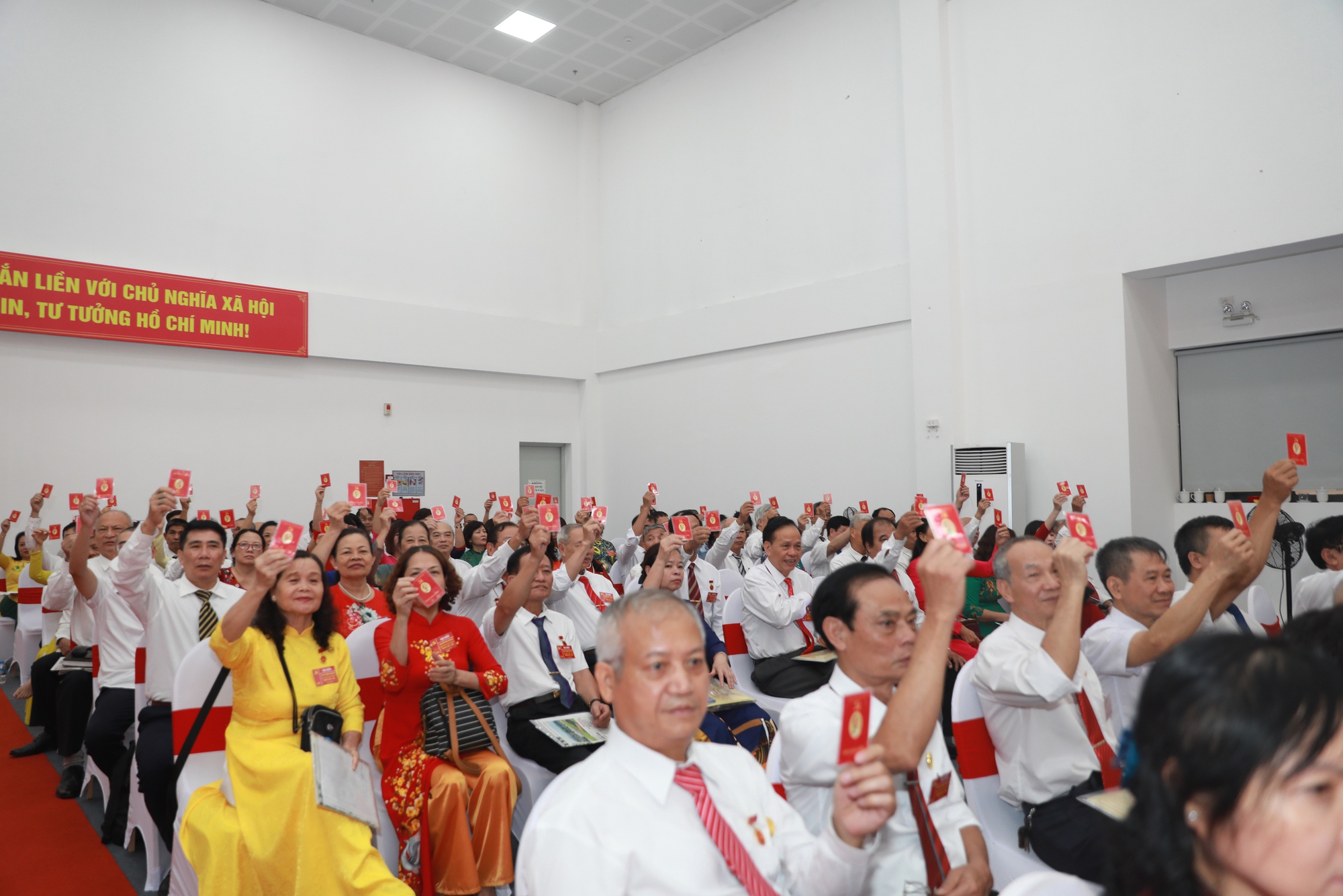 Phường Tương Mai: Khai thác hiệu quả, bứt phá trong lĩnh vực thương mại, dịch vụ và logistic- Ảnh 9.