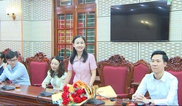 Đảng ủy xã Phúc Thọ công bố và trao Quyết định về công tác cán bộ- Ảnh 7.