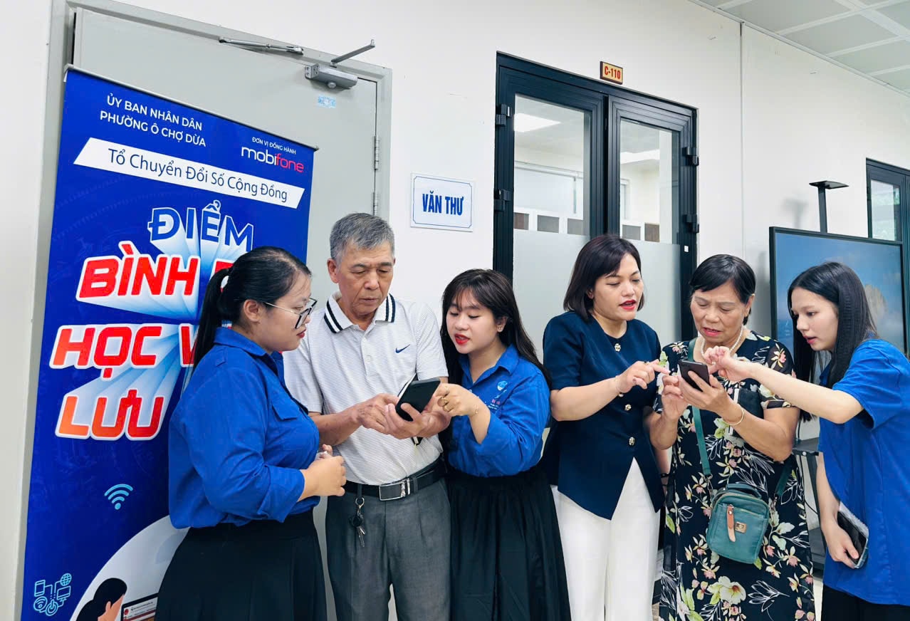 Phường Ô Chợ Dừa thành lập 65 tổ chuyển đổi số cộng đồng- Ảnh 2.