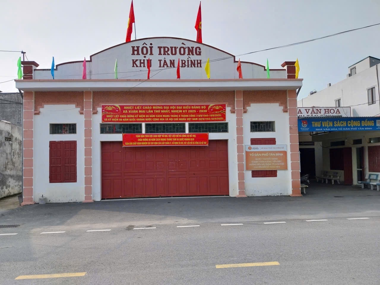 C:\Users\May tinh Loc Ninh\Downloads\828ec544f2597a072348.jpg