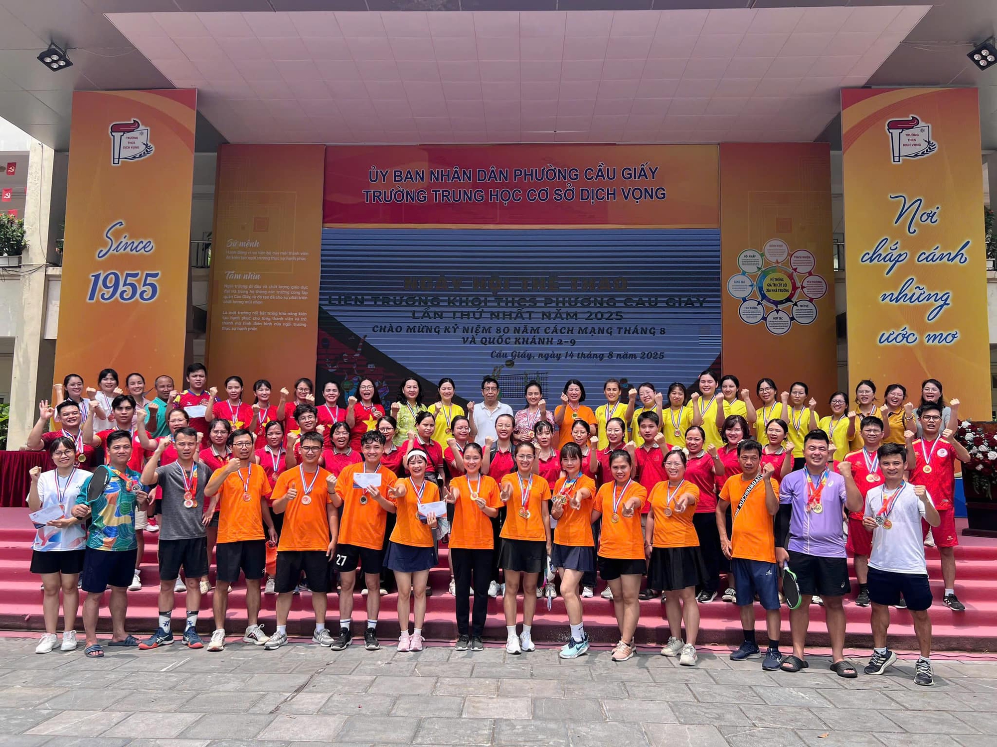 NGÀY HỘI THỂ THAO LIÊN TRƯỜNG KHỐI THCS PHƯỜNG CẦU GIẤY LẦN THỨ NHẤT NĂM 2025- Ảnh 14.