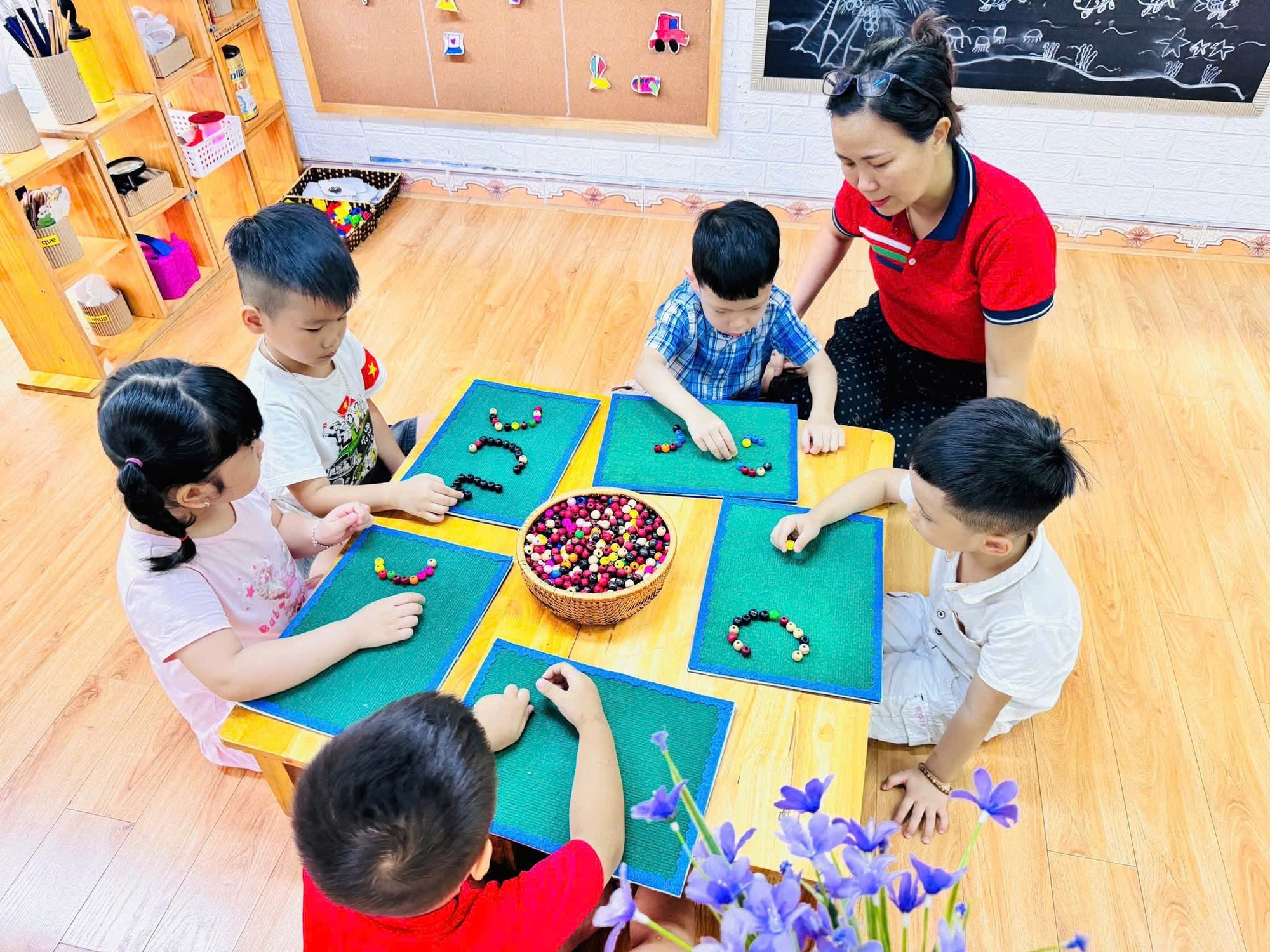BÉ MẪU GIÁO LỚN A4 TẬP VIẾT - THẬT LÀ VUI!- Ảnh 1.