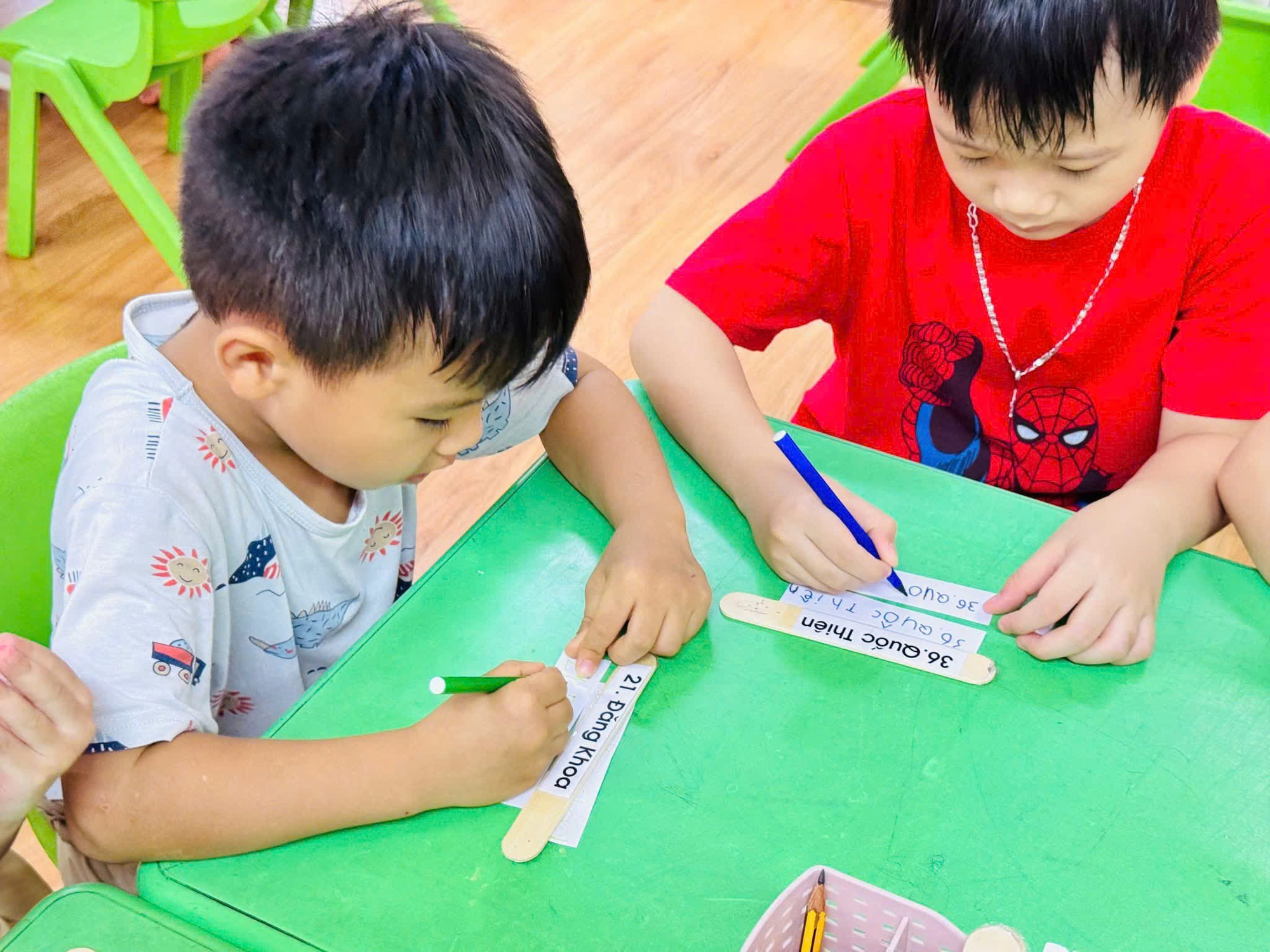 BÉ MẪU GIÁO LỚN A4 TẬP VIẾT - THẬT LÀ VUI!- Ảnh 2.