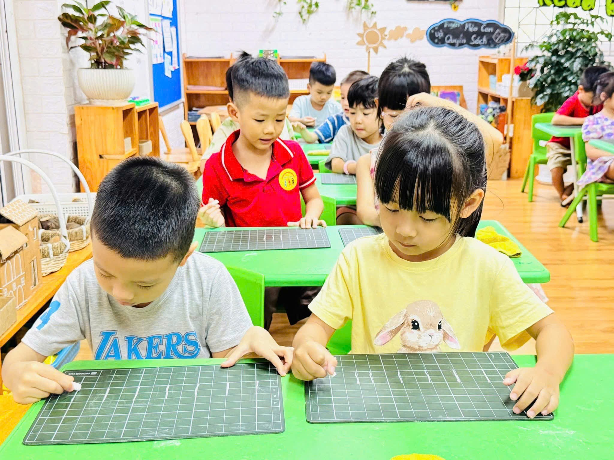 BÉ MẪU GIÁO LỚN A4 TẬP VIẾT - THẬT LÀ VUI!- Ảnh 3.