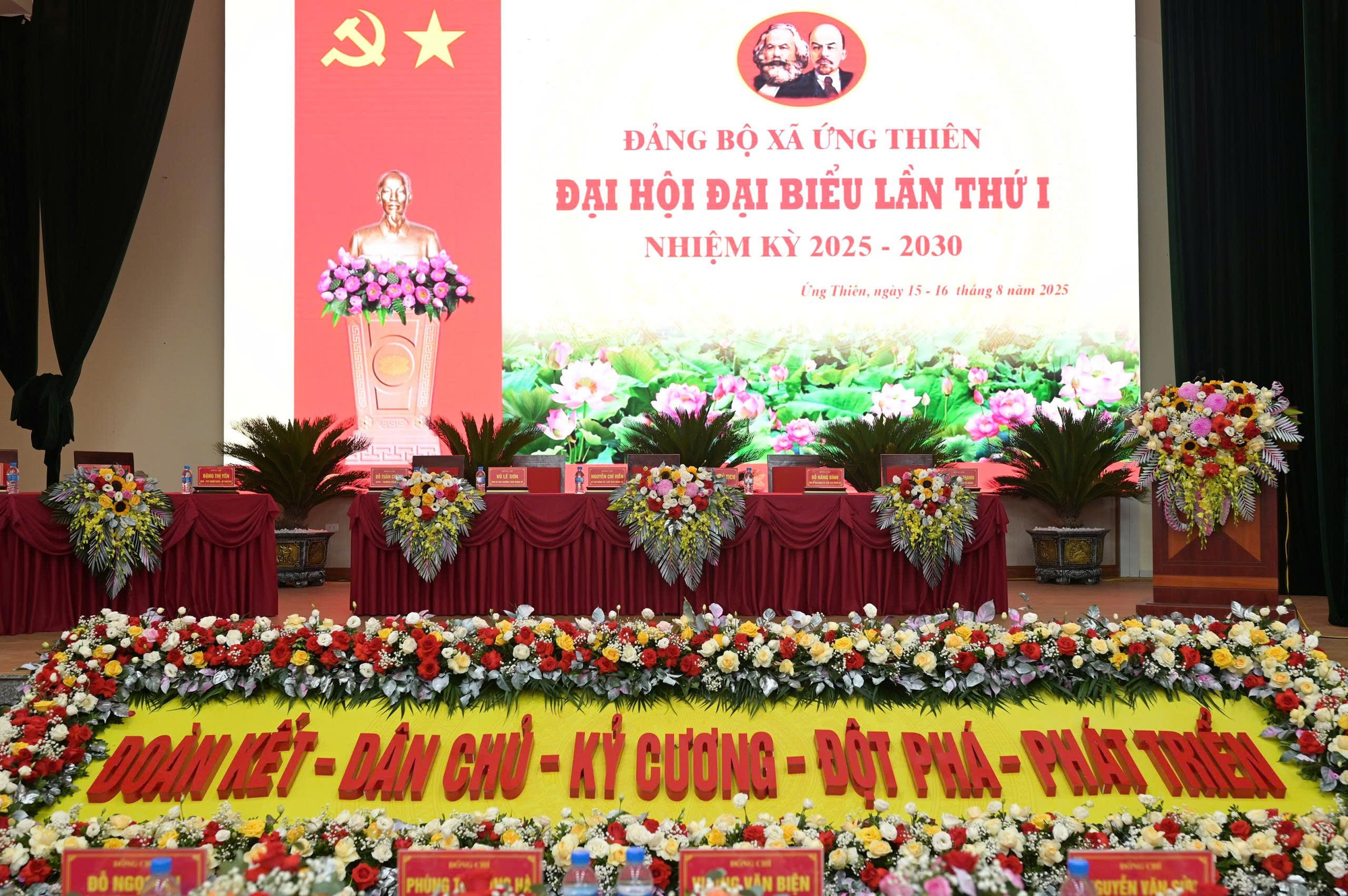 Đại hội đại biểu Đảng bộ xã Ứng Thiên lần thứ I tiến hành phiên trù bị- Ảnh 1.