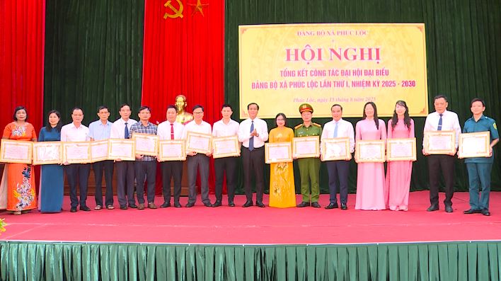 Hội nghị tổng kết công tác Đại hội đại biểu Đảng bộ xã Phúc Lộc lần thứ I, nhiệm kỳ 2025-2030- Ảnh 6.
