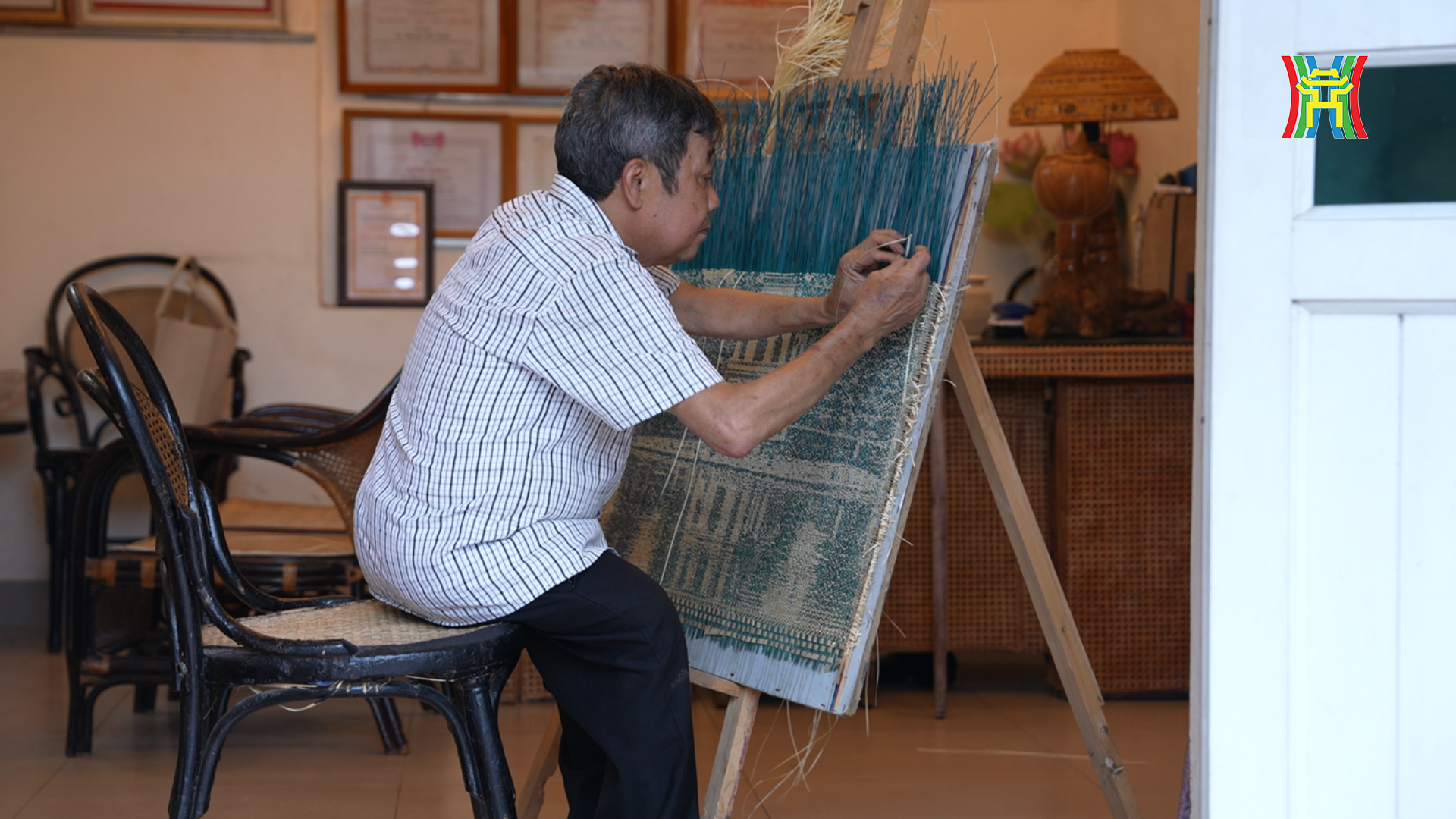 Nghệ nhân Hà Nội: Người đan mây- Ảnh 2.