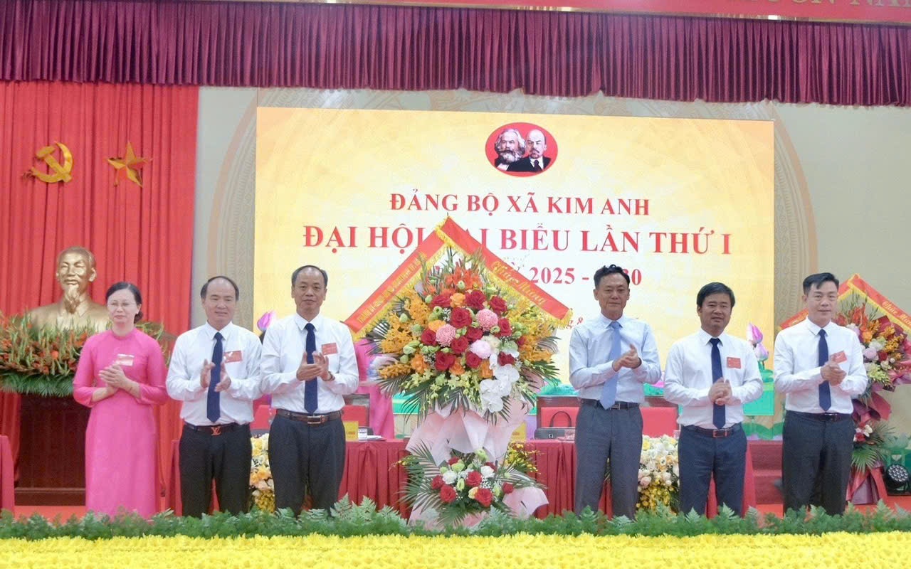 Đại hội đại biểu Đảng bộ xã Kim Anh lần thứ I, nhiệm kỳ 2025-2030: Phát huy tinh thần tự lực, xây dựng xã Kim Anh văn minh, hiện đại, hạnh phúc.