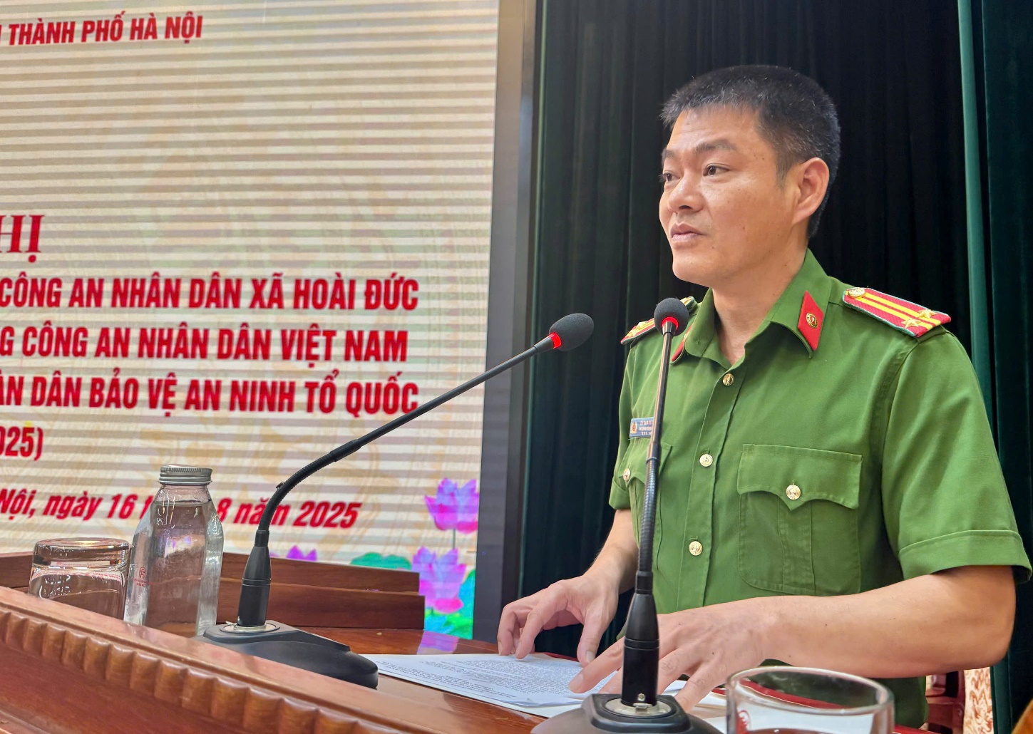 Hoài Đức ra mắt Chi hội Cựu CAND xã và gặp mặt kỷ niệm 80 năm Ngày truyền thống Công an nhân dânViệt Nam 19/8/1945 - 19/8/2025- Ảnh 5.