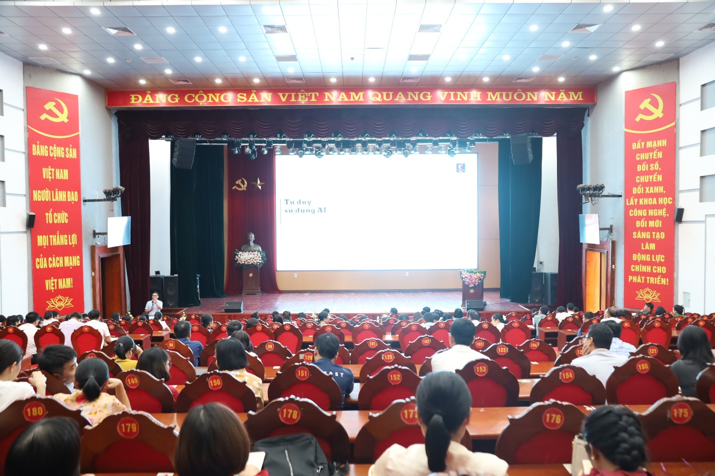 Xã Quang Minh phát động phong trào “Bình dân học vụ số”- Ảnh 5.