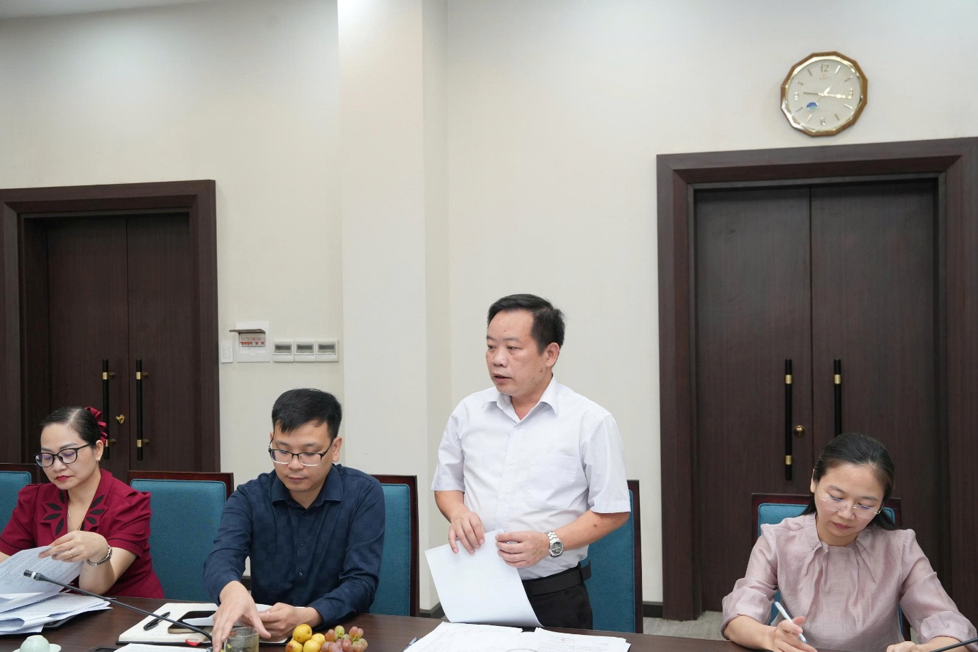 Chủ tịch UBND xã làm việc với Phòng Văn hóa – Xã hội, Trung tâm VHTT&TT và Trạm Y tế xã- Ảnh 4.