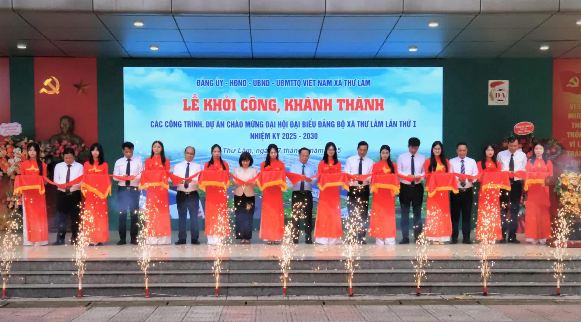 Xã Thư Lâm khánh thành, khởi công các công trình hạ tầng chào mừng Đại hội Đảng bộ xã lần thứ I- Ảnh 2.