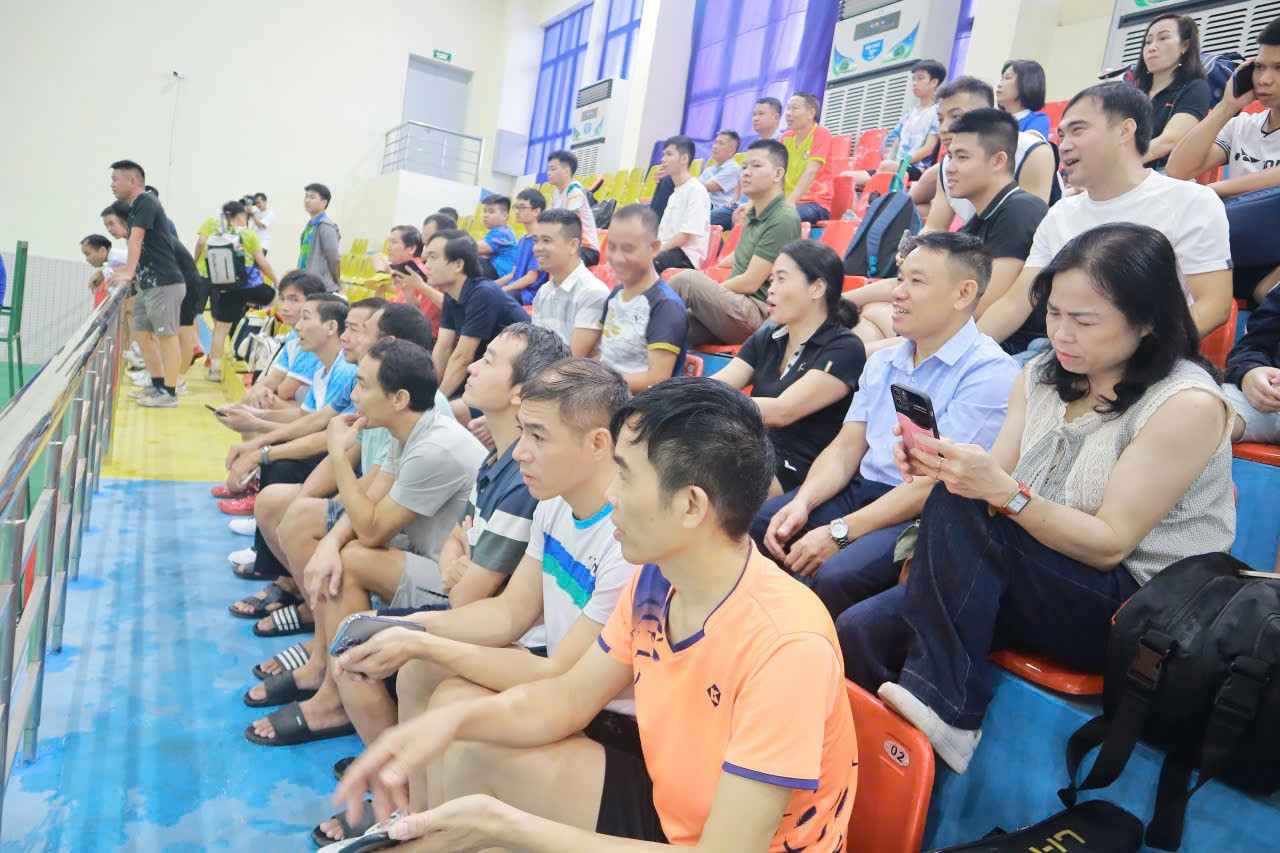 Giải cầu lông xã Đan Phượng mở rộng thu hút 125 vận động viên tham gia- Ảnh 4.