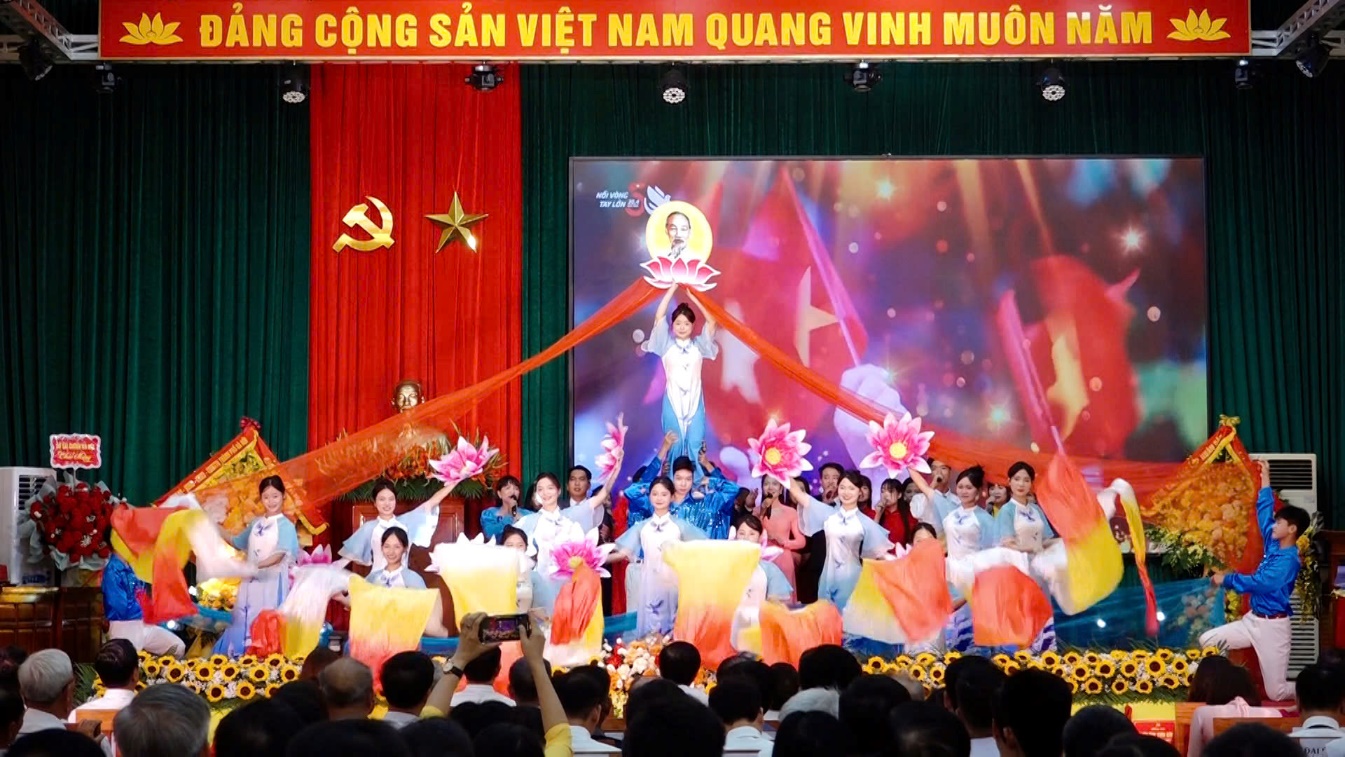 Đại hội đại biểu Đảng bộ xã Hồng Sơn lần thứ Nhất, nhiệm kỳ 2025 -2030: Khơi dậy tiềm năng, vững vàng bước vào kỷ nguyên mới- Ảnh 11.