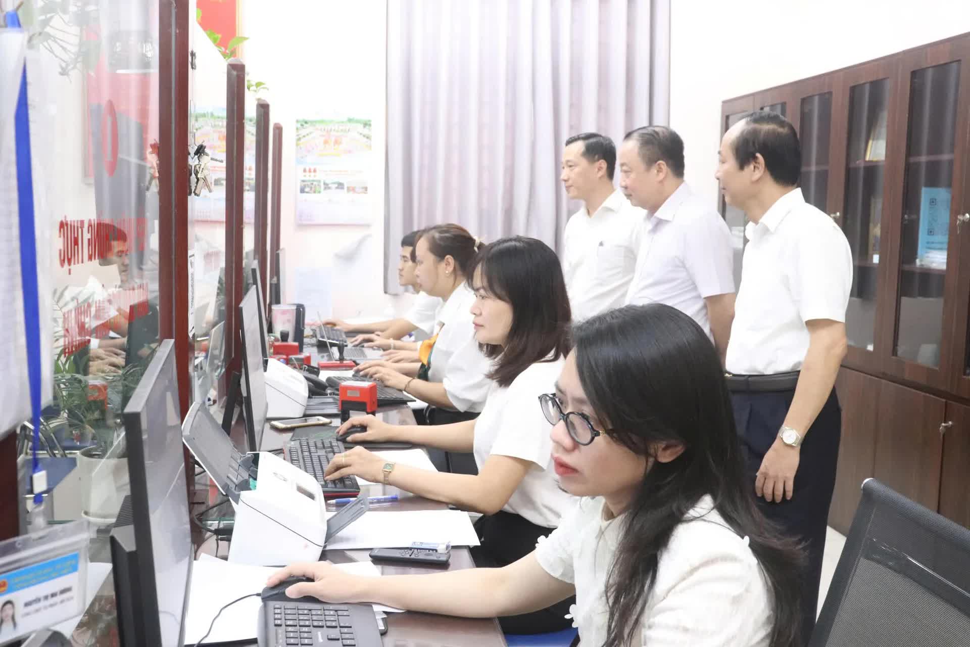 Phú Diễn hiện thực hóa khát vọng về một đô thị đáng sống- Ảnh 2.
