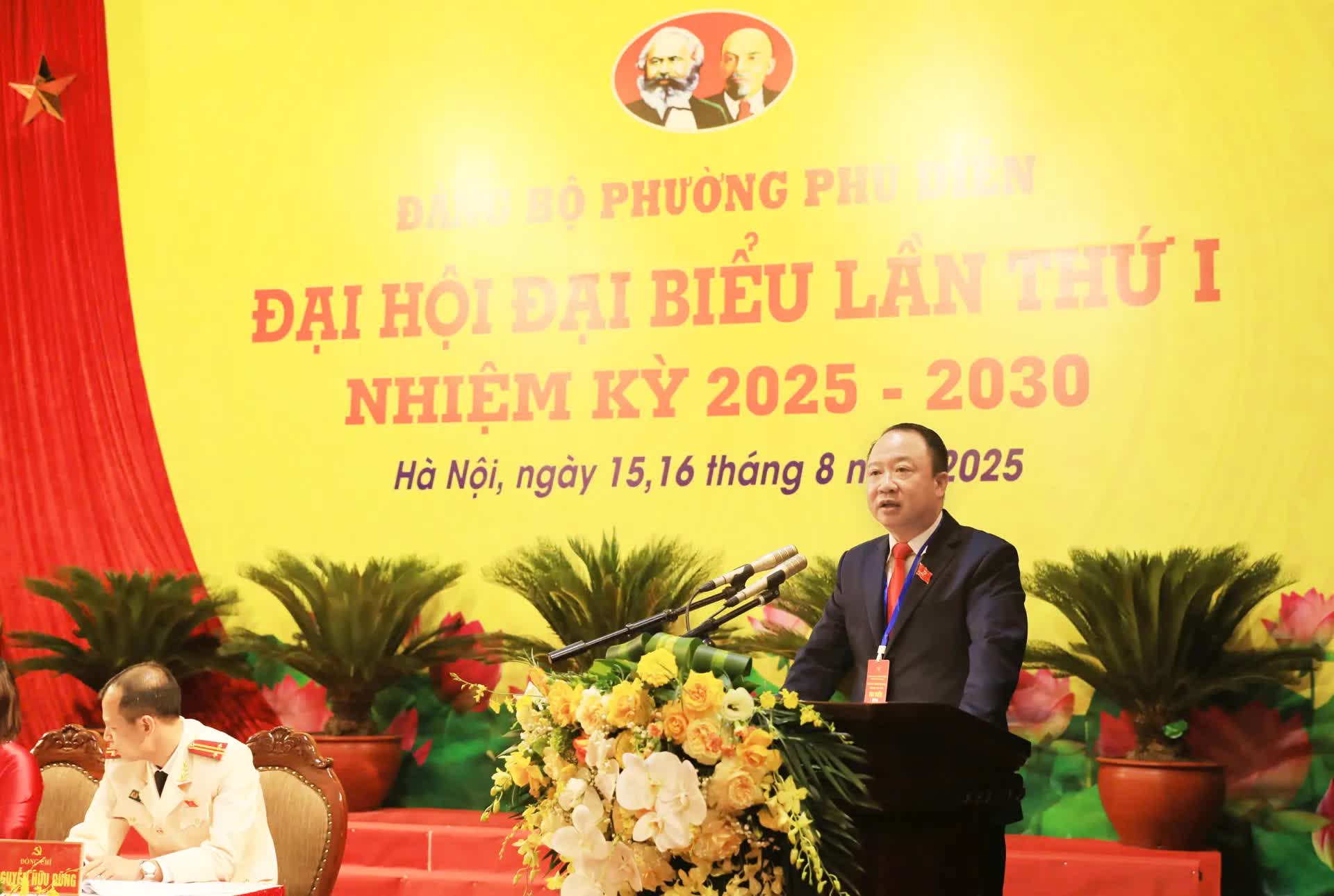 Phường Phú Diễn kiến tạo không gian sống xanh hướng tới mô hình đô thị thông minh, bền vững- Ảnh 5.