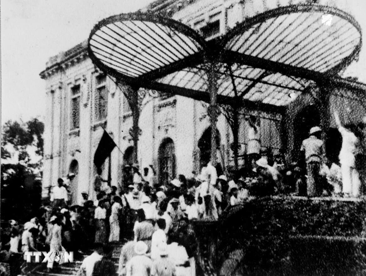 KỶ NIỆM 80 NĂM CÁCH MẠNG THÁNG 8 THÀNH CÔNG – MỐC SON CHÓI LỌI TRONG DÒNG CHẢY LỊCH SỬ (19/08/1945 - 19/8/2025)- Ảnh 1.