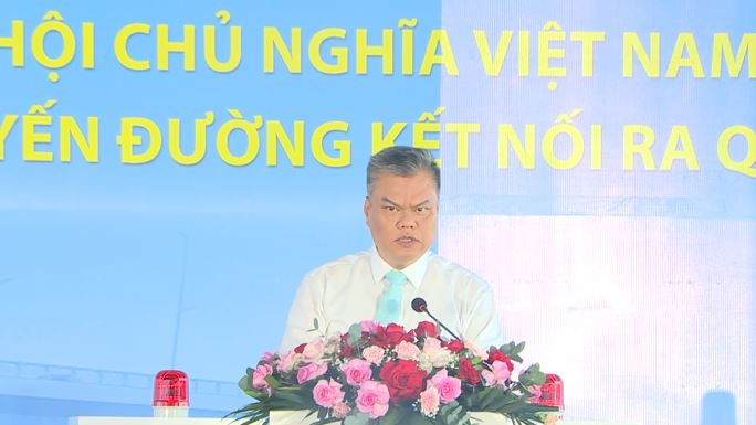Hà Nội: Khởi công Dự án đầu tư xây dựng cầu Vân Phúc qua sông Hồng và tuyến đường nối Quốc lộ 32- Ảnh 1.