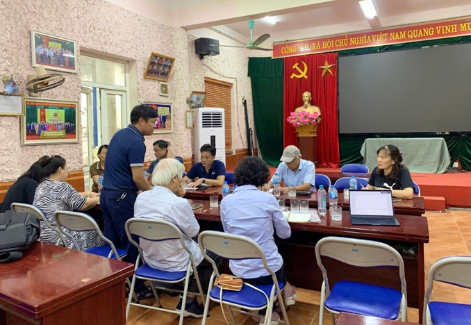 Phòng Văn hóa - Xã Hội xã làm việc với Đoàn công tác của Sở Văn hoá và Thể thao, Bảo tàng Hà Nội về việc triển khai dự án Lưu giữ và bảo quản ký ức 50 năm sau chiến tranh Đông Dương tại làng Nhiếp ảnh Lai Xá- Ảnh 2.