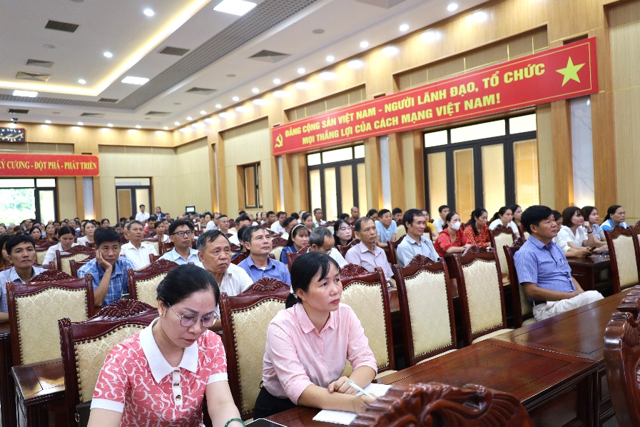 Xã Quảng Oai bồi dưỡng 287 hạt nhân chuyển đổi số cộng đồng- Ảnh 3.