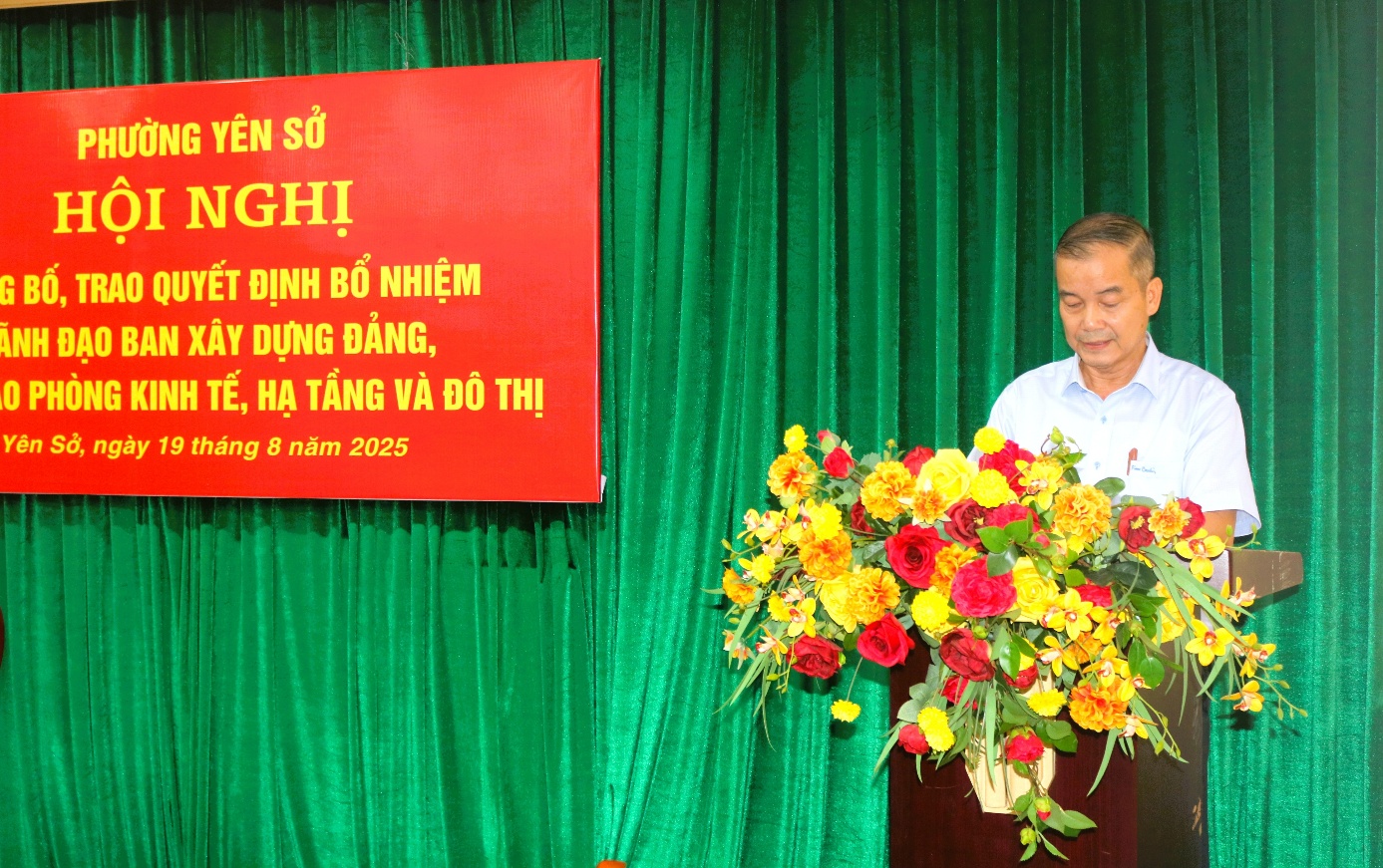 A person holding a bouquet of flowers  AI-generated content may be incorrect.